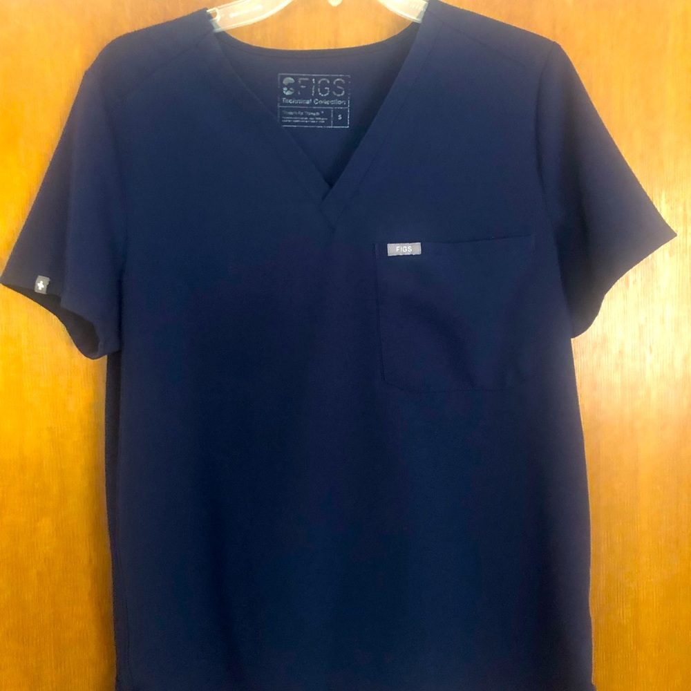 Figs navy blue scrub top size small